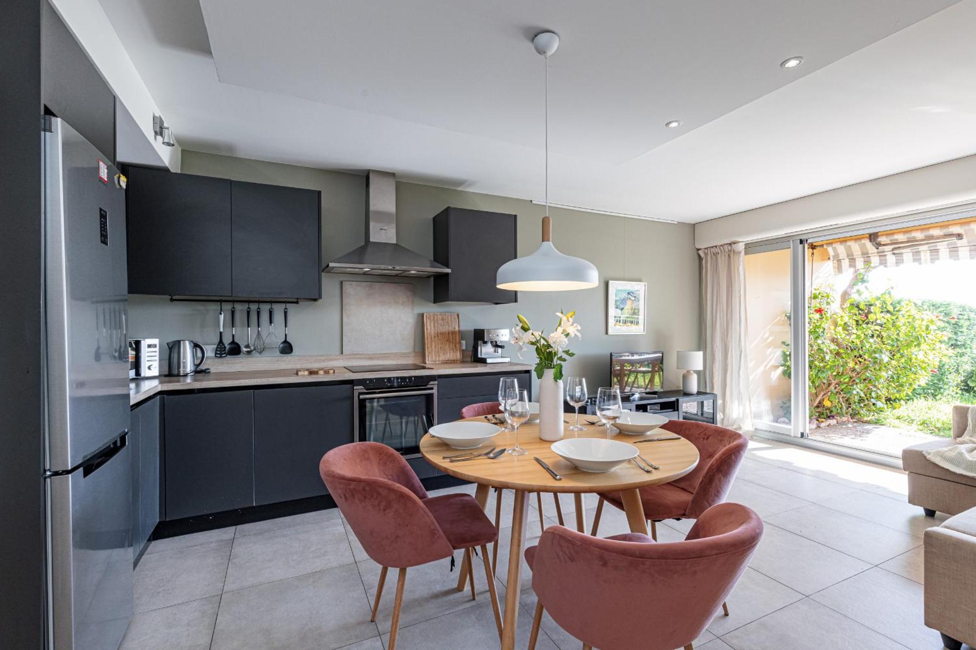2 Bdr Villefranche-Sur-Mer Sea View Parking And Swimming Pool Екстериор снимка