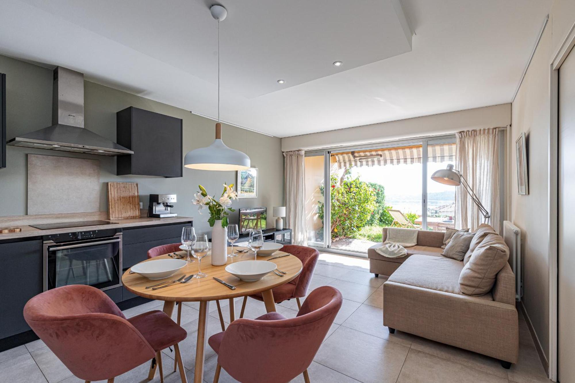 2 Bdr Villefranche-Sur-Mer Sea View Parking And Swimming Pool Екстериор снимка