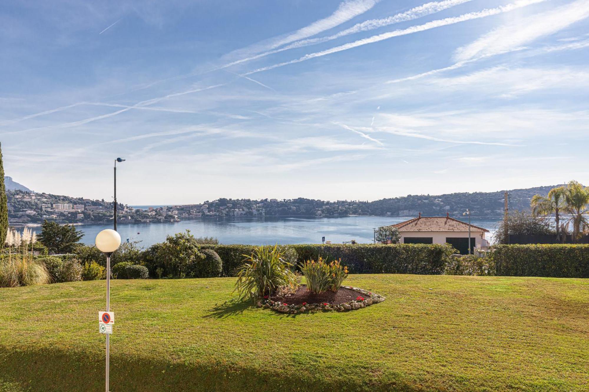 2 Bdr Villefranche-Sur-Mer Sea View Parking And Swimming Pool Екстериор снимка