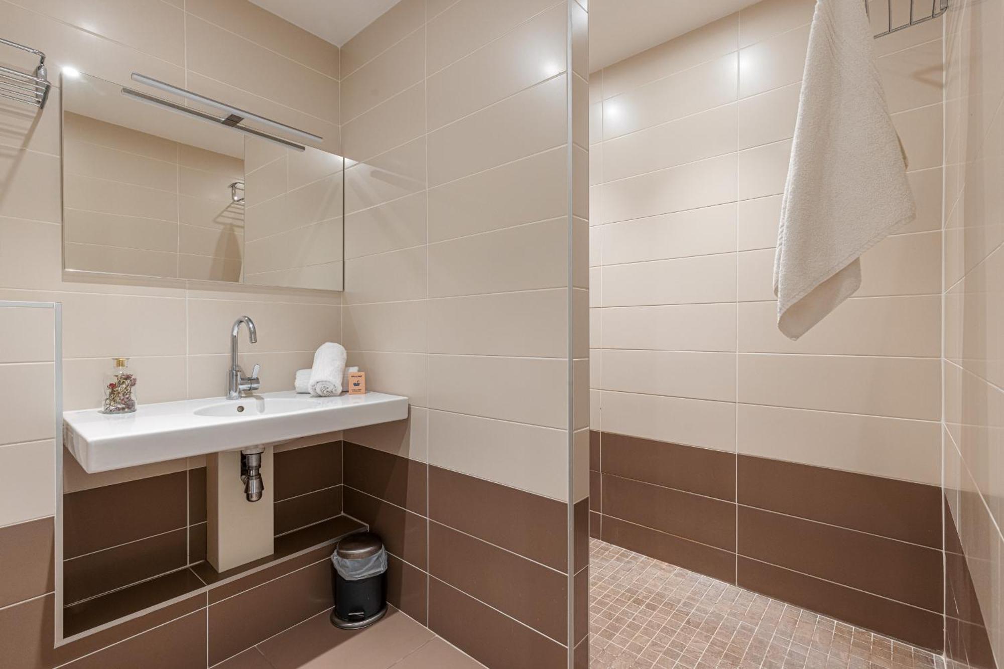 2 Bdr Villefranche-Sur-Mer Sea View Parking And Swimming Pool Екстериор снимка