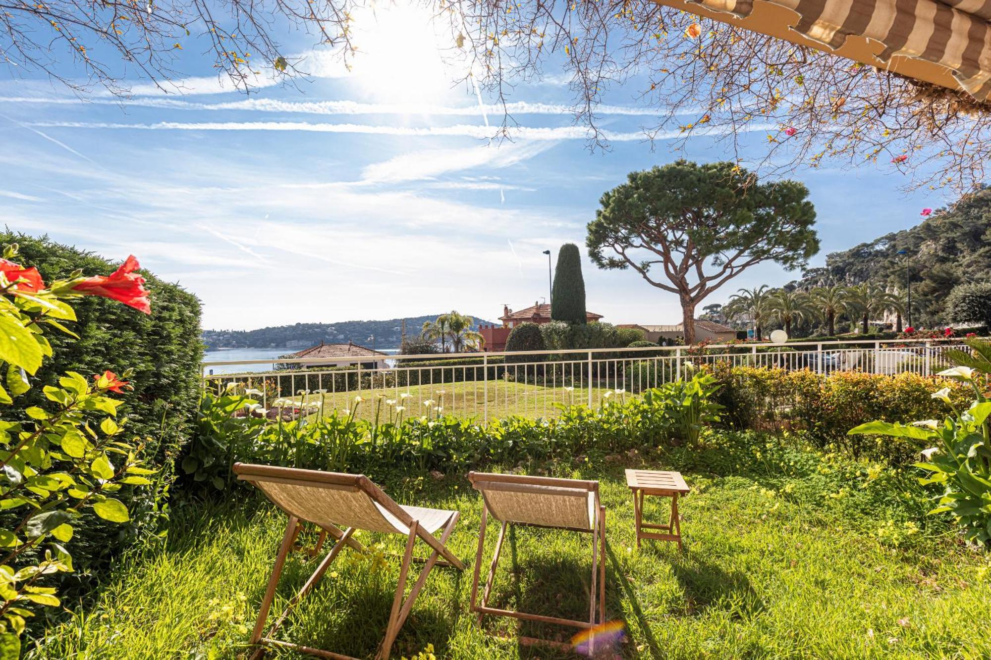 2 Bdr Villefranche-Sur-Mer Sea View Parking And Swimming Pool Екстериор снимка