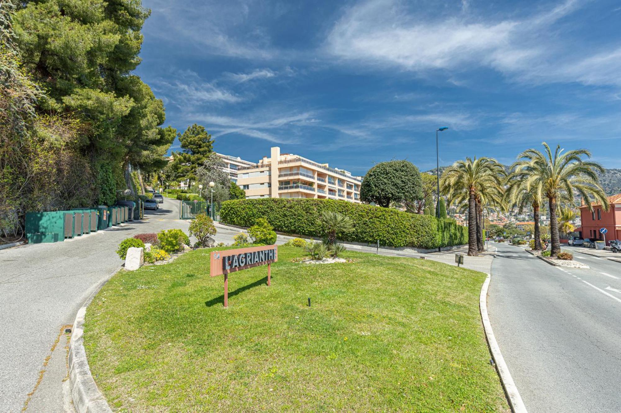 2 Bdr Villefranche-Sur-Mer Sea View Parking And Swimming Pool Екстериор снимка