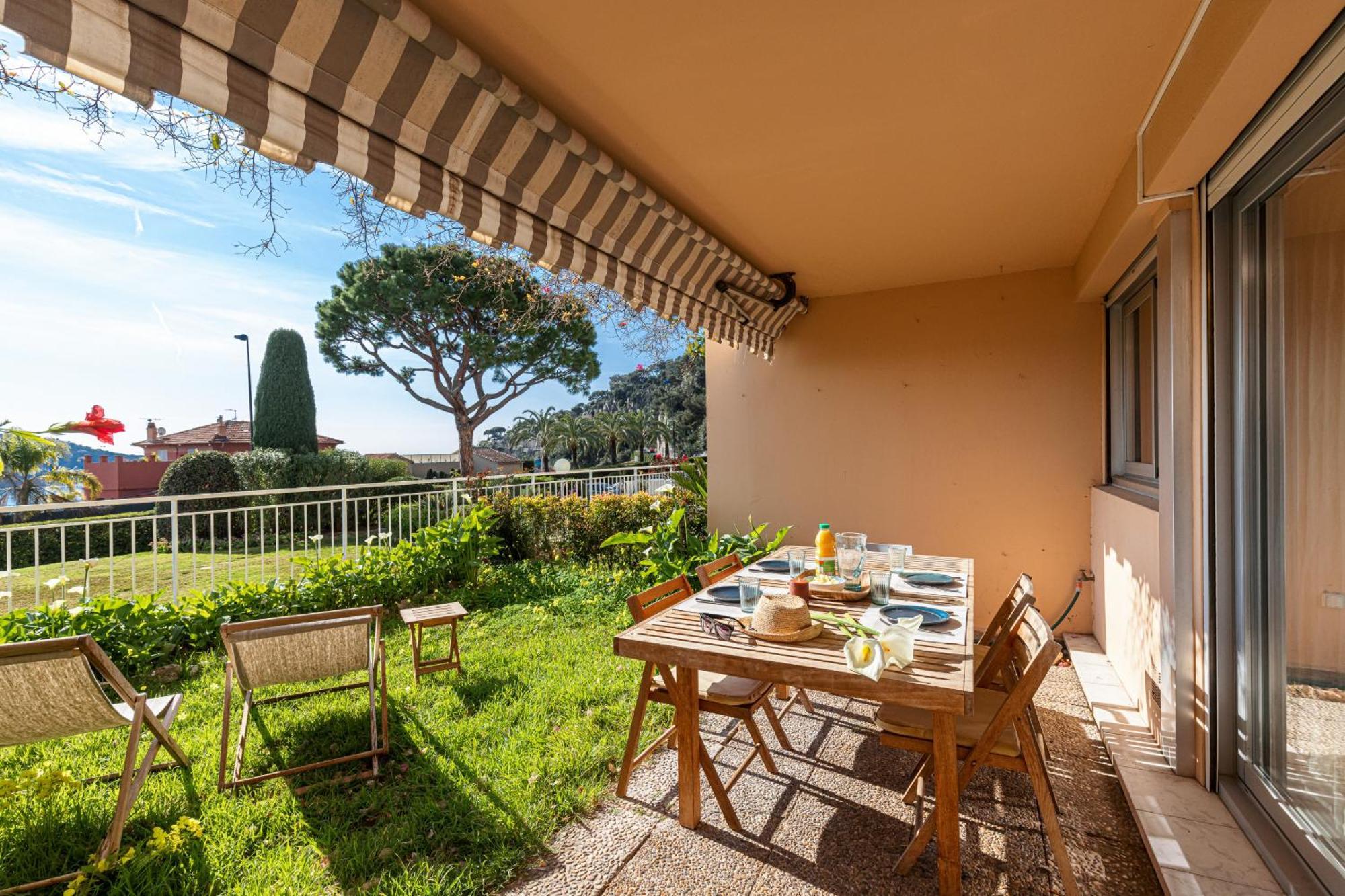 2 Bdr Villefranche-Sur-Mer Sea View Parking And Swimming Pool Екстериор снимка