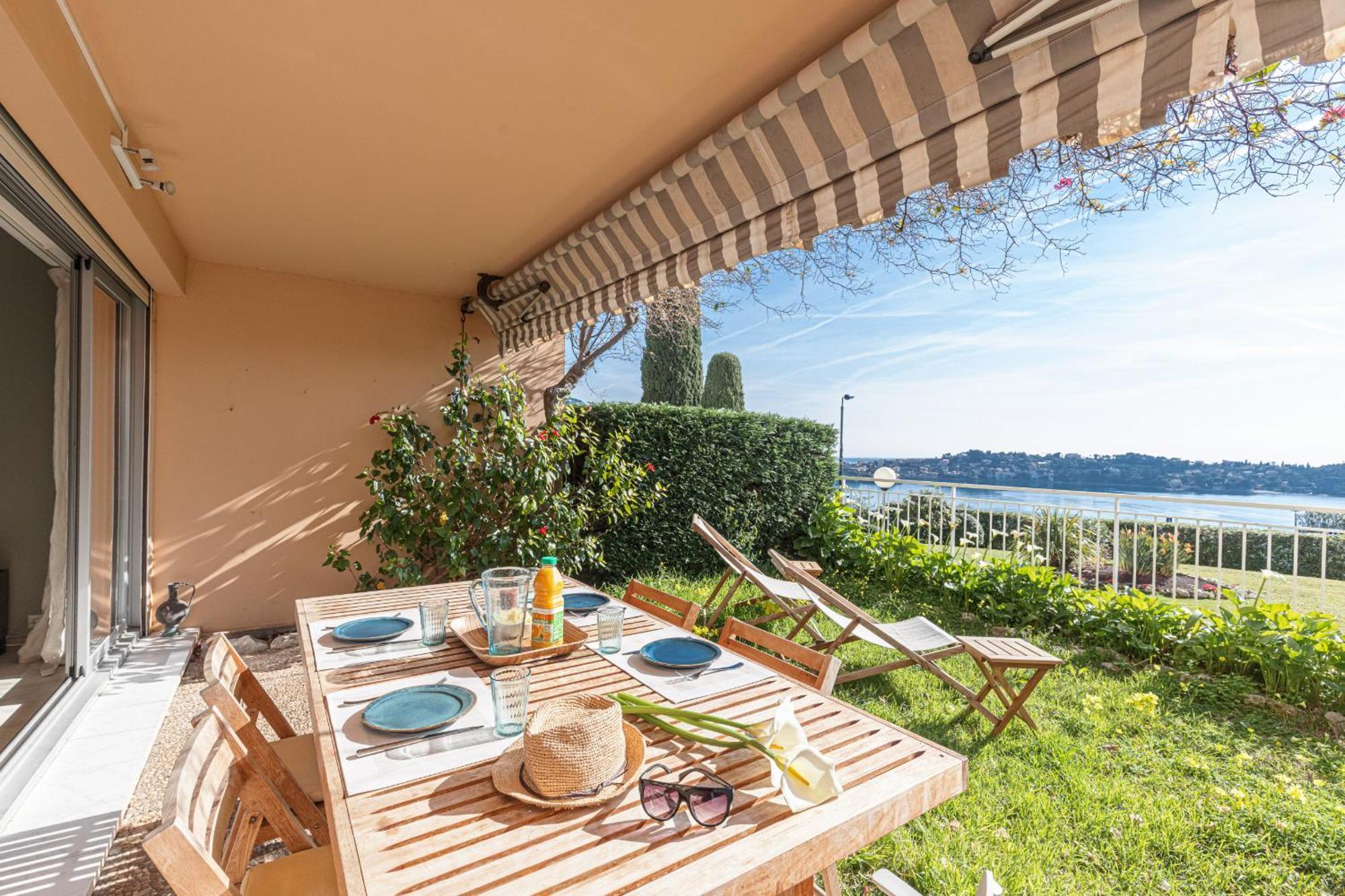 2 Bdr Villefranche-Sur-Mer Sea View Parking And Swimming Pool Екстериор снимка